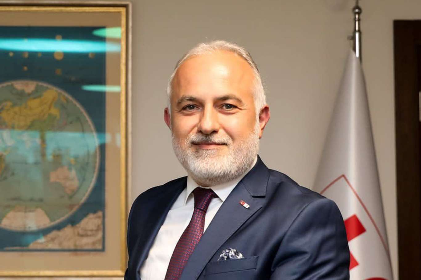 Kızılay Genel Başkanı Kınık'tan 13 şirketten maaş aldığı iddialarına cevap Kızılay Genel Başkanı Kınık'tan 13 şirketten maaş aldığı iddialarına cevap